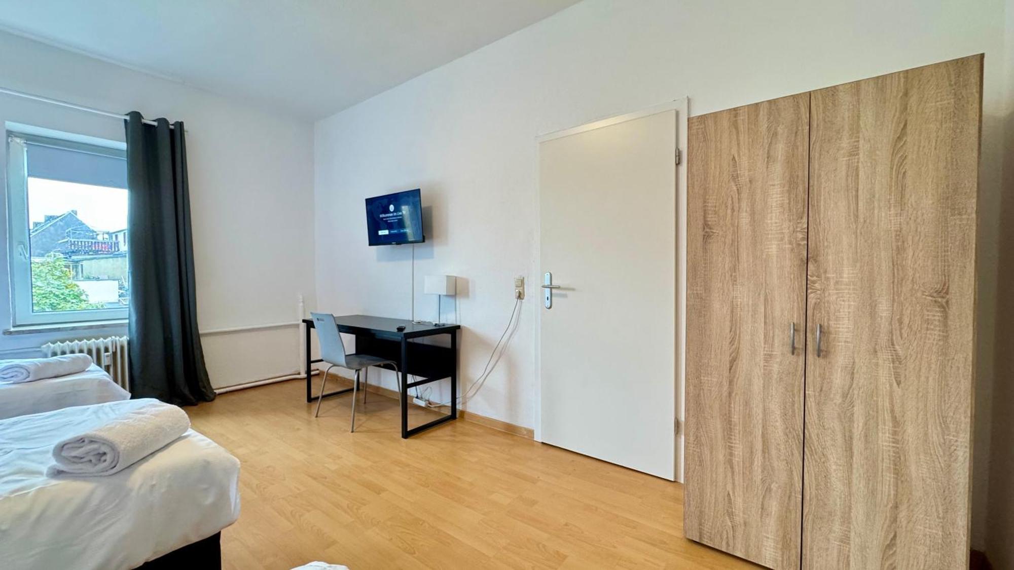 Apartments Im Herzen Von Neumuenster Innenstadt & Hbf Fusslaeufig, Mit Privatparkplatz エクステリア 写真