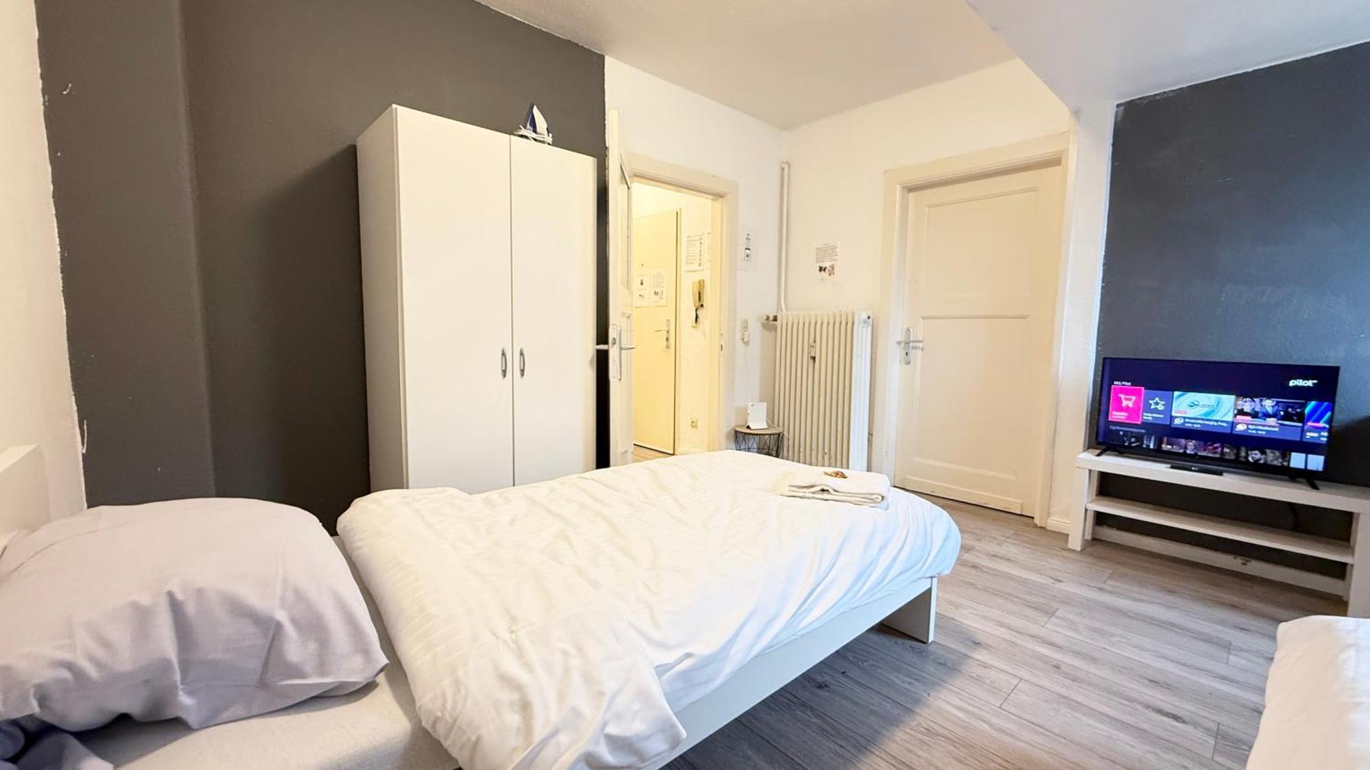 Apartments Im Herzen Von Neumuenster Innenstadt & Hbf Fusslaeufig, Mit Privatparkplatz エクステリア 写真