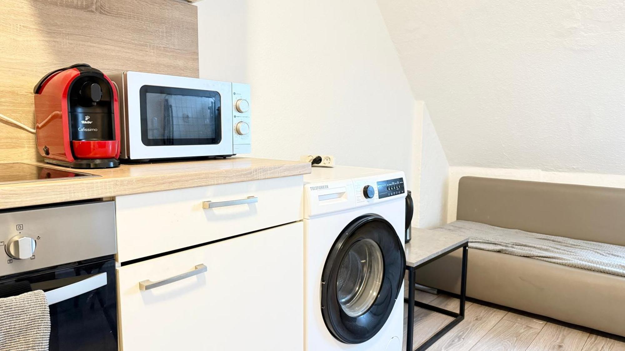 Apartments Im Herzen Von Neumuenster Innenstadt & Hbf Fusslaeufig, Mit Privatparkplatz エクステリア 写真