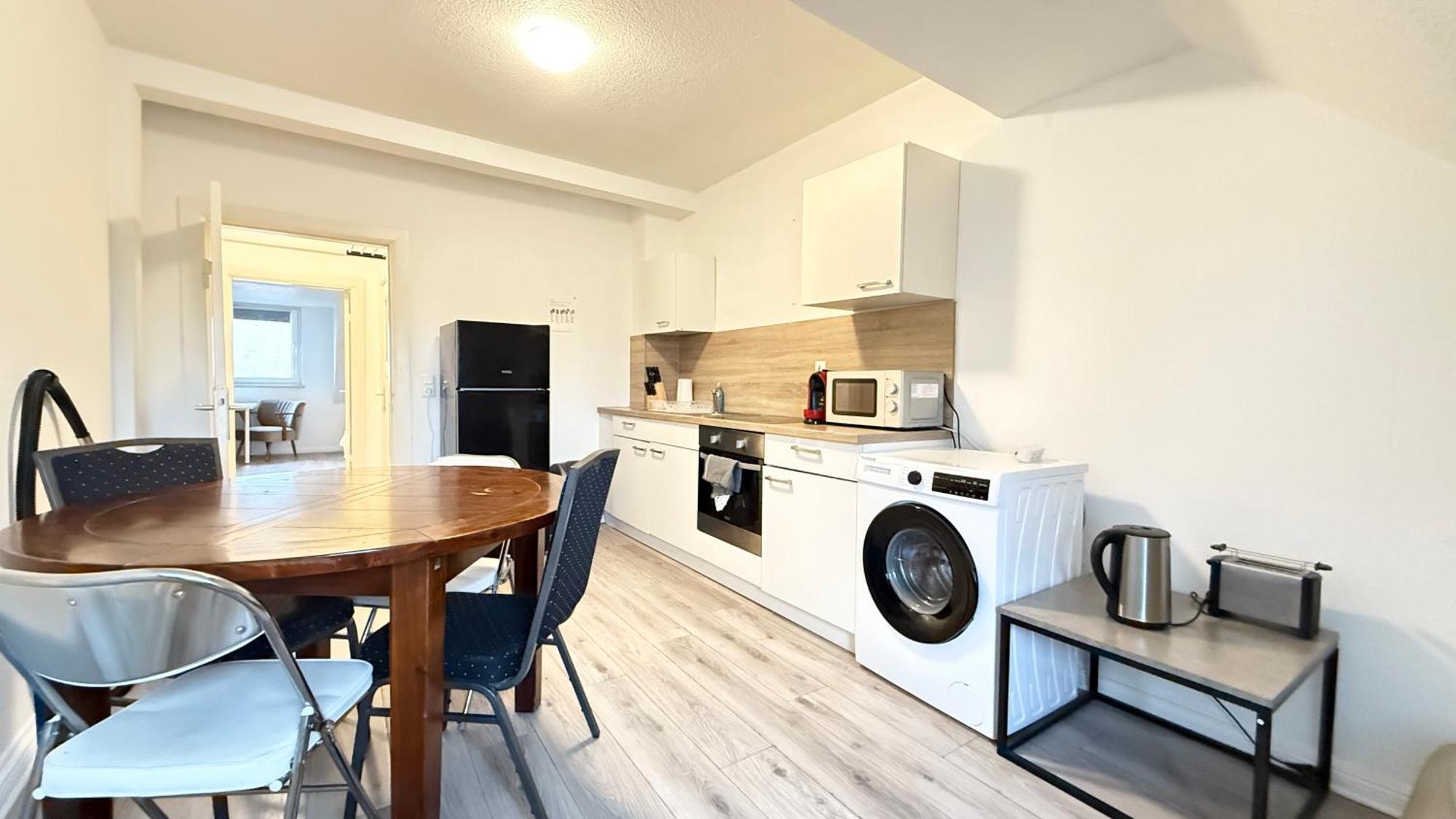 Apartments Im Herzen Von Neumuenster Innenstadt & Hbf Fusslaeufig, Mit Privatparkplatz エクステリア 写真