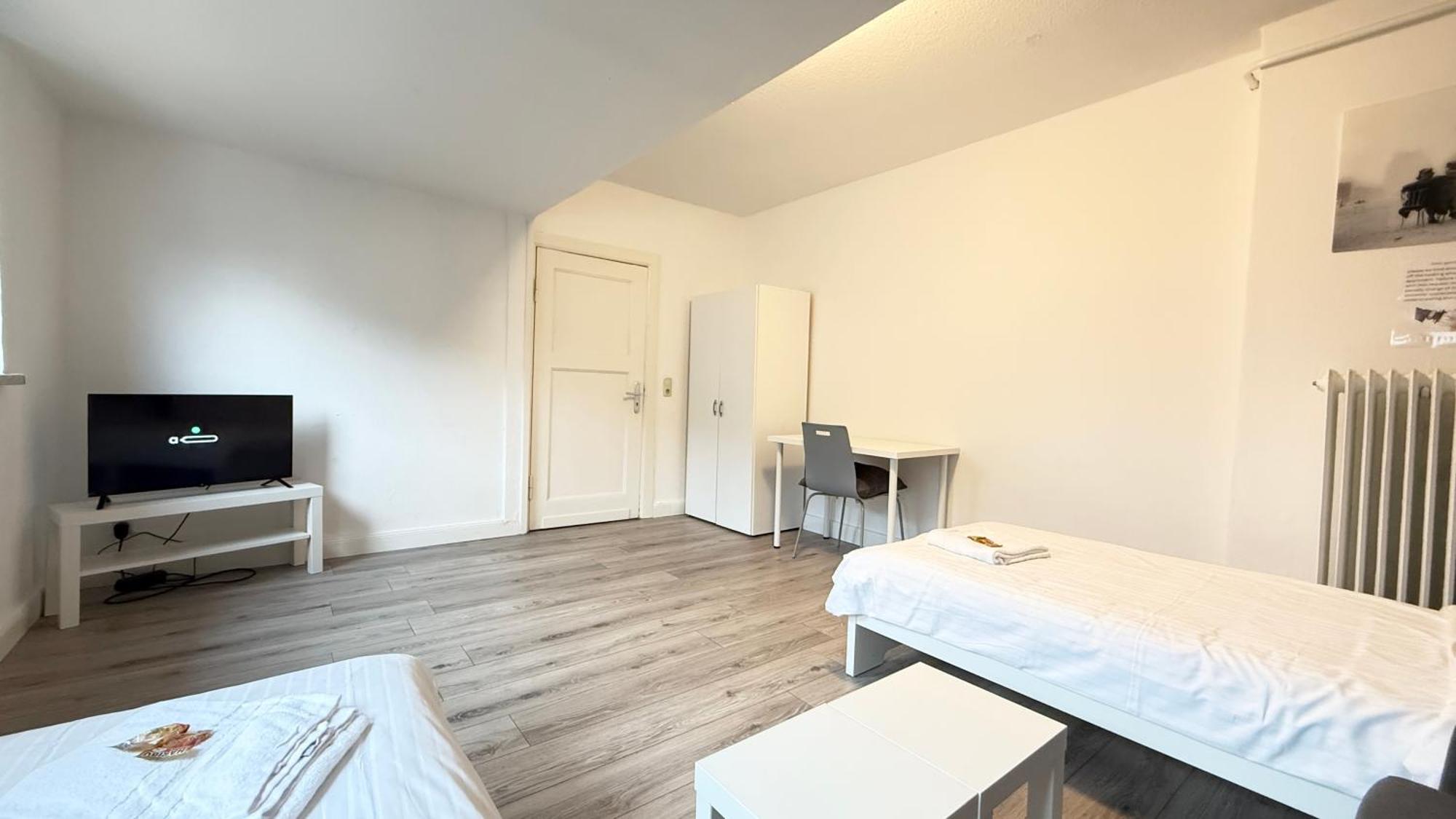 Apartments Im Herzen Von Neumuenster Innenstadt & Hbf Fusslaeufig, Mit Privatparkplatz エクステリア 写真