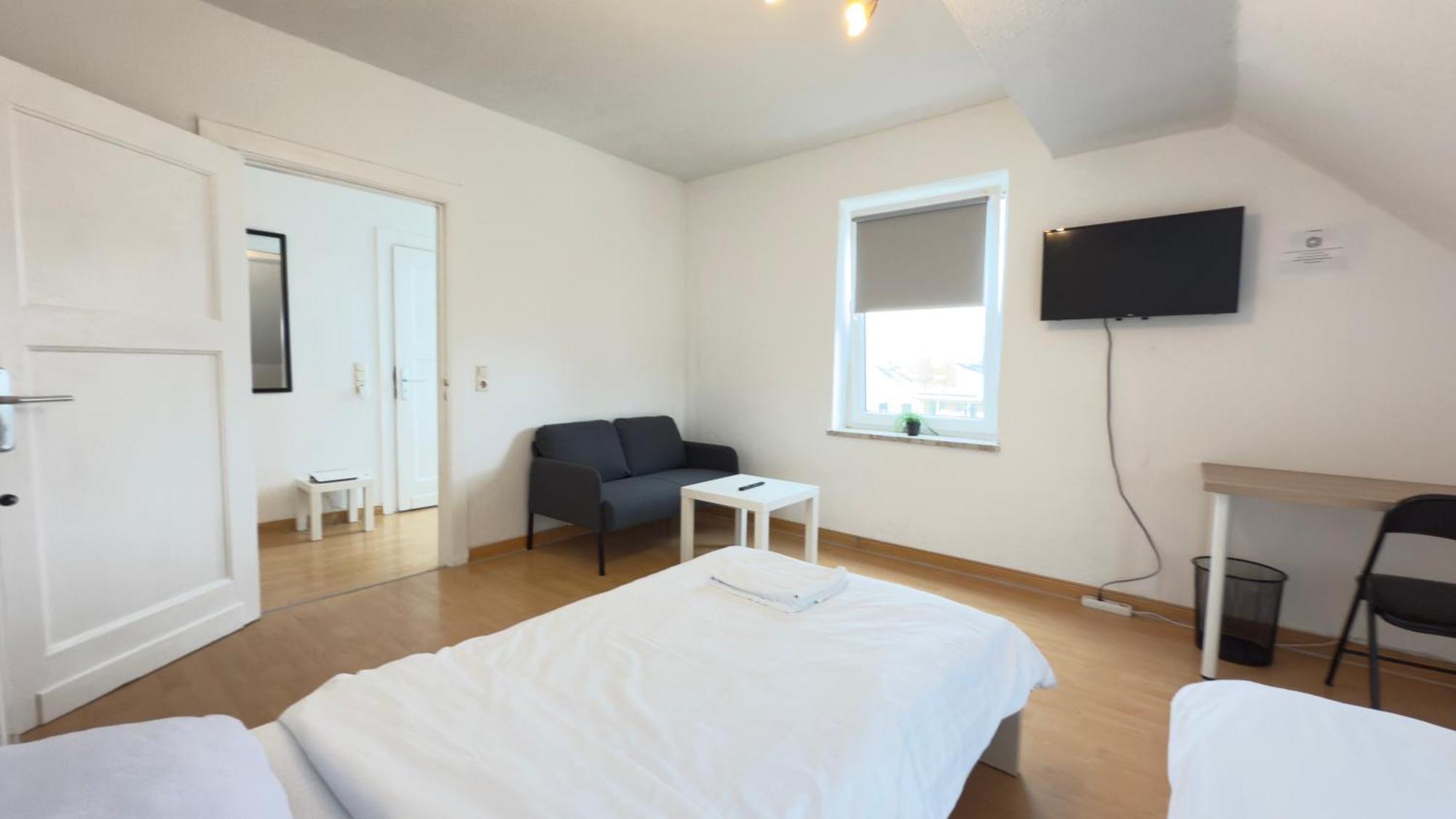 Apartments Im Herzen Von Neumuenster Innenstadt & Hbf Fusslaeufig, Mit Privatparkplatz エクステリア 写真