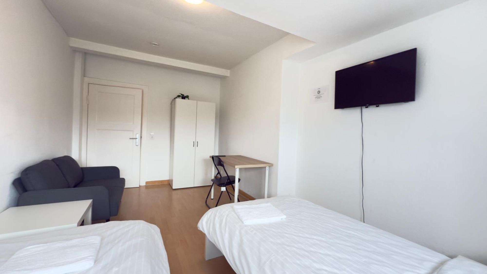 Apartments Im Herzen Von Neumuenster Innenstadt & Hbf Fusslaeufig, Mit Privatparkplatz エクステリア 写真