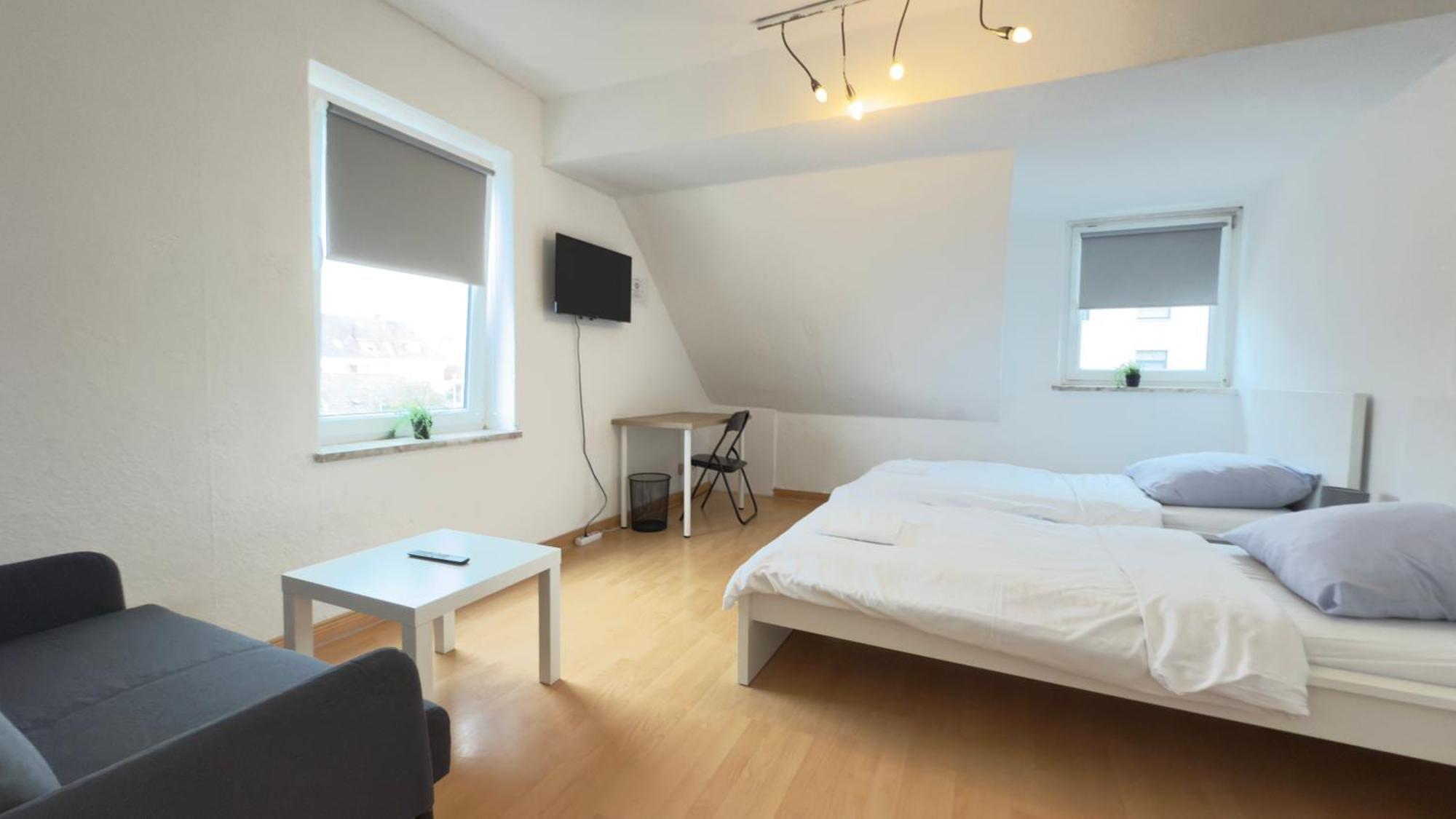 Apartments Im Herzen Von Neumuenster Innenstadt & Hbf Fusslaeufig, Mit Privatparkplatz エクステリア 写真
