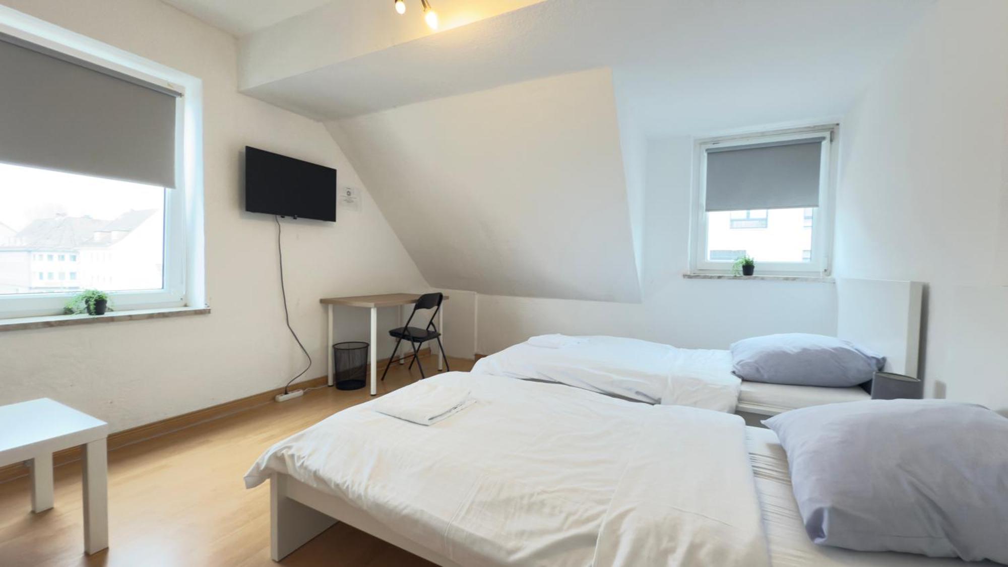Apartments Im Herzen Von Neumuenster Innenstadt & Hbf Fusslaeufig, Mit Privatparkplatz エクステリア 写真